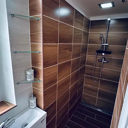 Apartment Alesta *